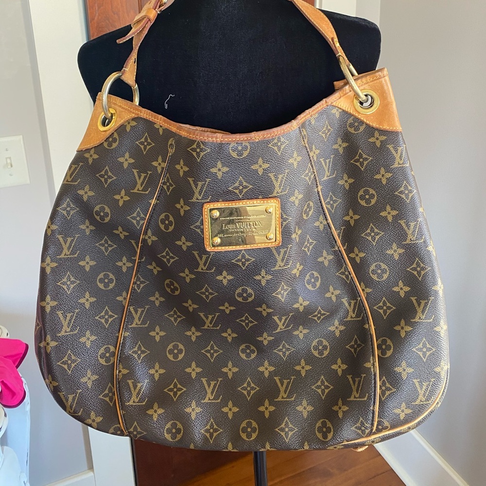 Louis Vuitton Galleria GM